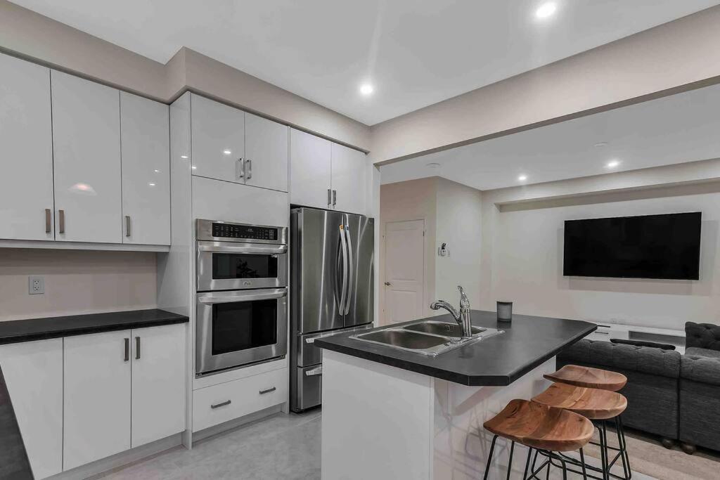Treasure In Brant - 4 Bedroom Detached House Париж Екстериор снимка